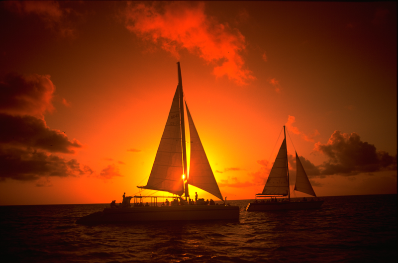 aruba sunset boat cruise