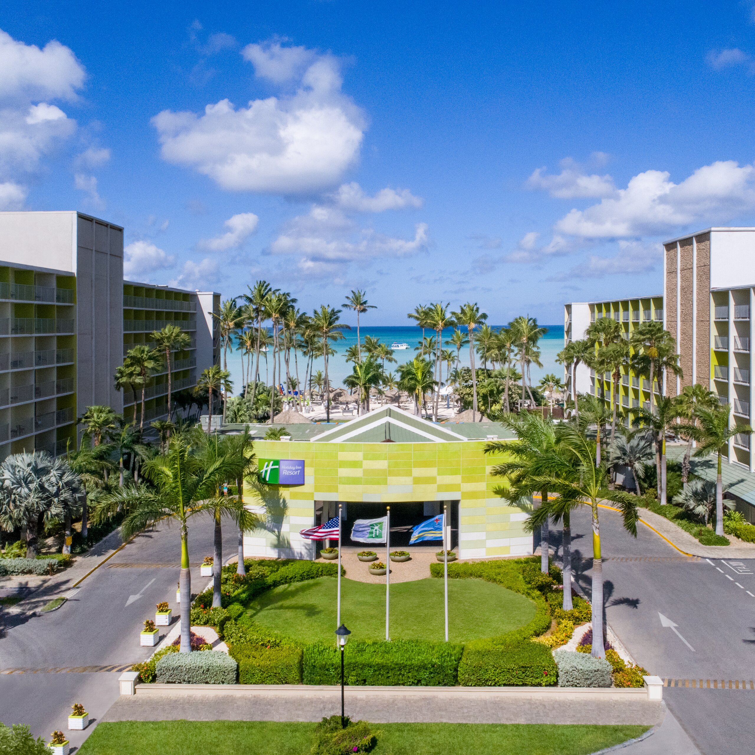 All Inclusive Holiday Inn Resort Aruba - sumthymedesign