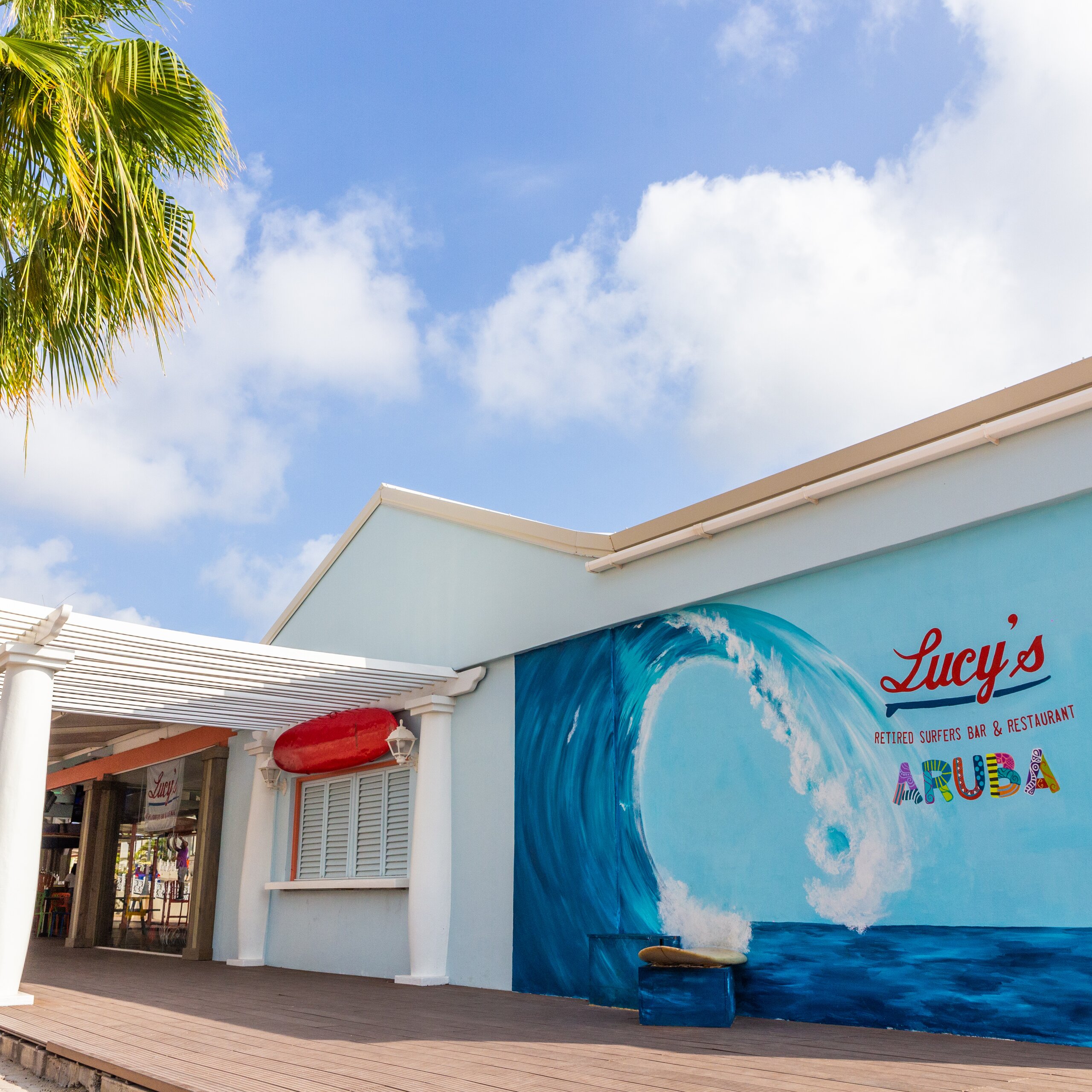 top 93+ Pictures lucy’s retired surfers bar and restaurant oranjestad photos Sharp