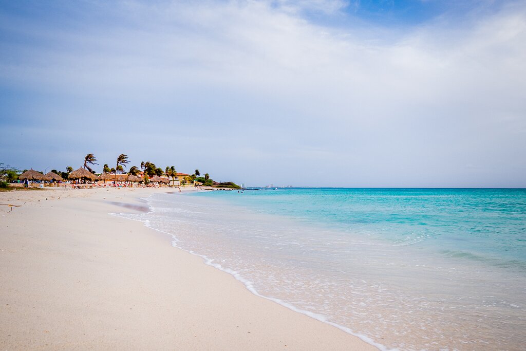 This image of Arashi Beach is from: aruba.com