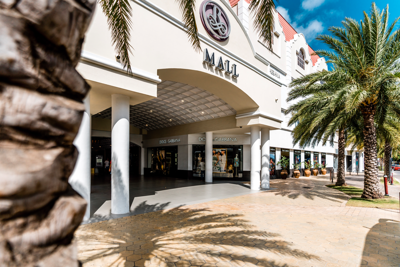 Renaissance Mall Aruba - Luxury Shopping Mall in Oranjestad