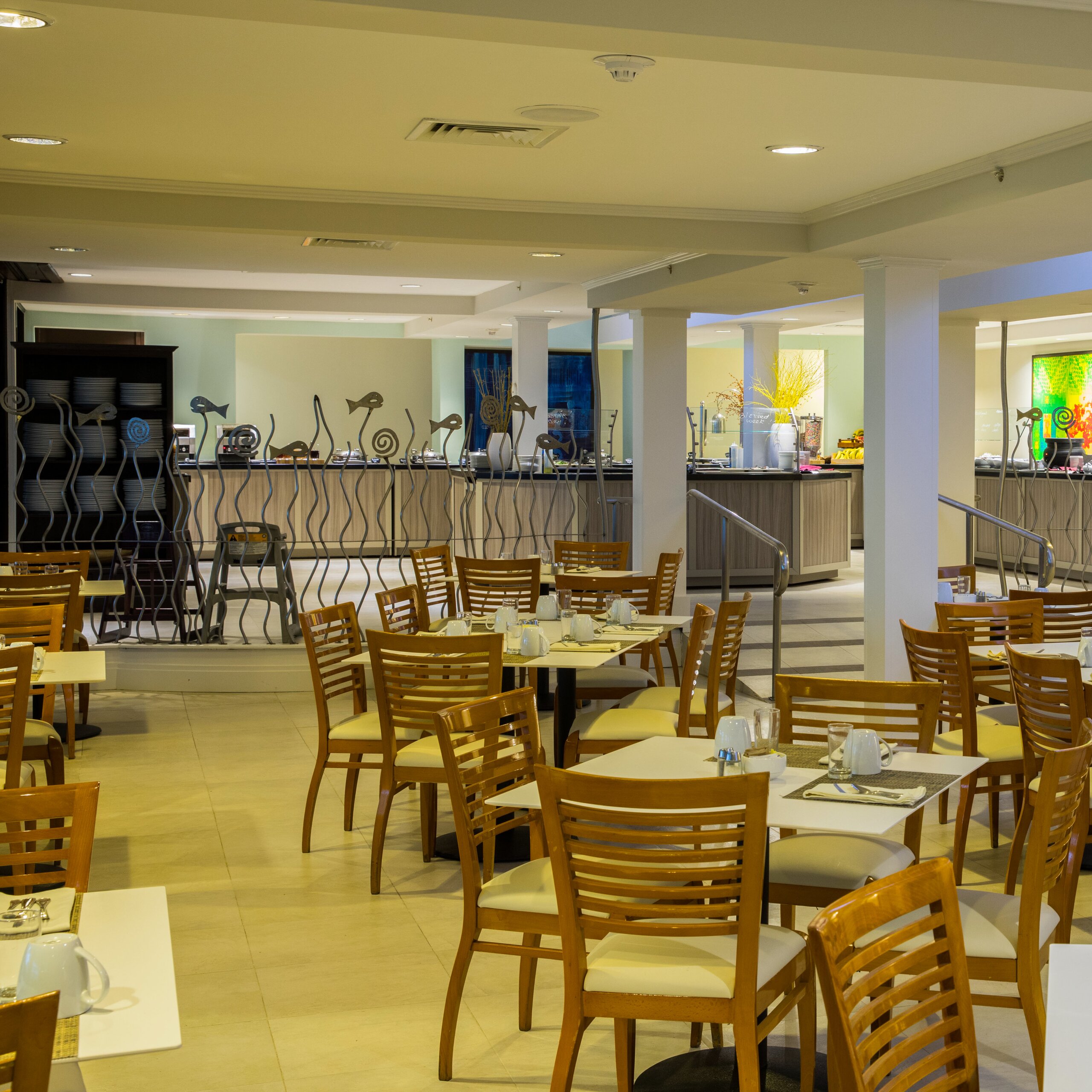 Laguna Restaurant Offers a Full American Buffet Breakfast with