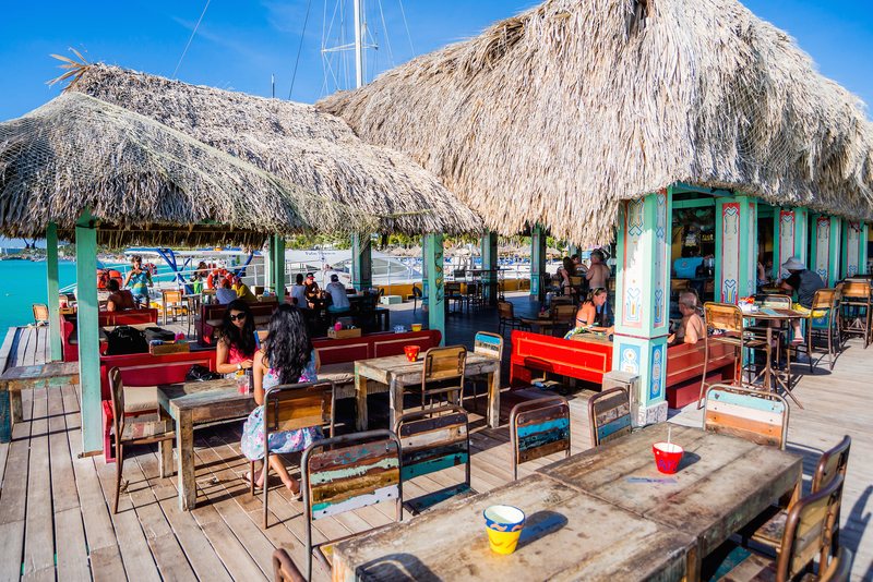 Best Beach Bars in Aruba - Caribbean Beach Bars | Aruba